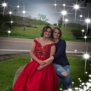 Meet your Posher, Angie